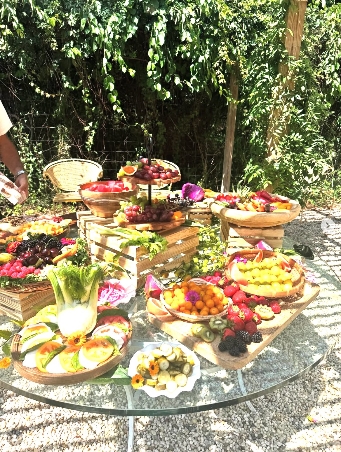 The fruit table